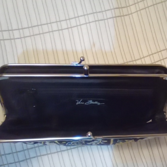 Vera Bradley Paisley Purse - Picture 3 of 4